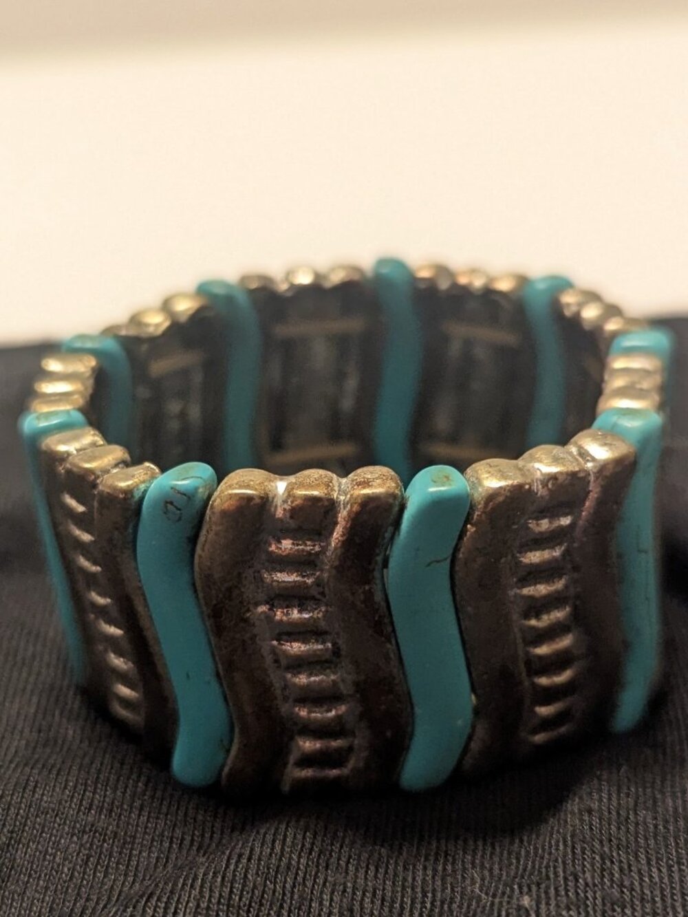 Heavy Silver Tone & Turquoise Stone Stretch Bracelet